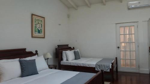 St. Andrew Hotel | Rainbow Inn