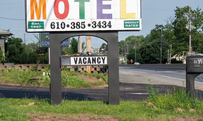 Monocacy Station Hotel | Rainbow Motel