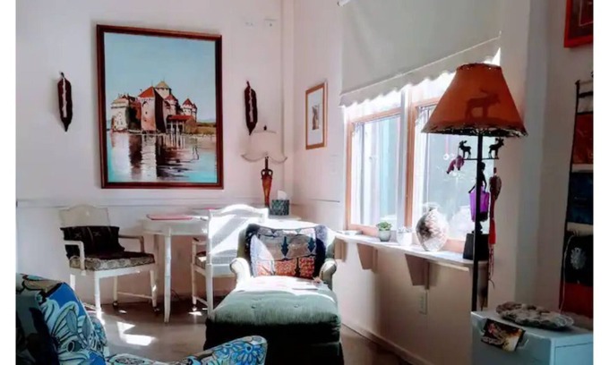 Faber Cabaña | Rainbow Ridge Retreat: Mountains, Wineries & MORE