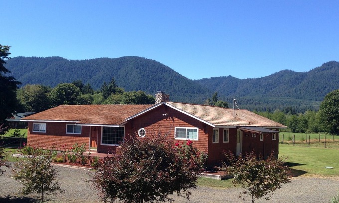 Quinault Casa | Del lago Quinault # 1 Get Away! Dos Millas de Lake Quinault Lodge.