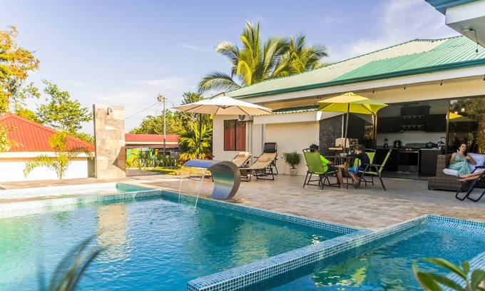 Chachagua Villa | Rainforest View & infinity private pool