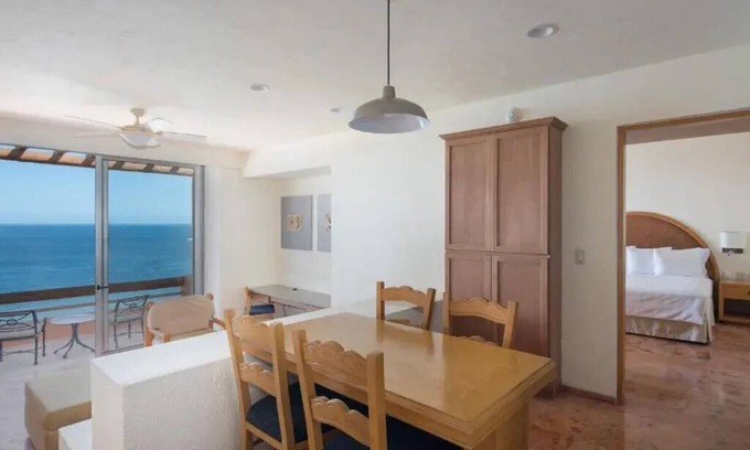 Palmilla Complejo | Cub Suite Raintree's Club Regina- Jan 17 to 24