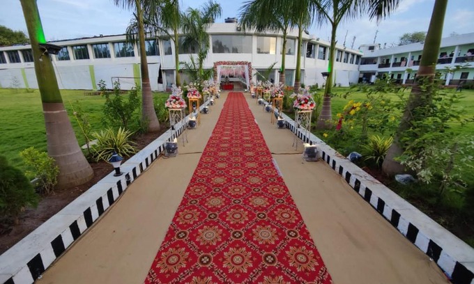 Dadra Complejo | RAJ RESORT & BANQUETS