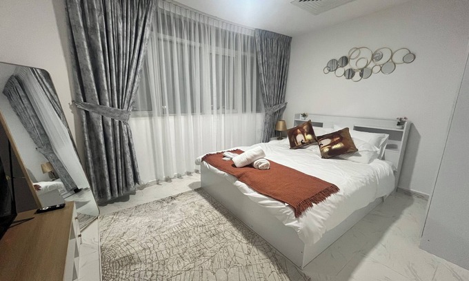 Al Seer Apartamento | RAK Central Studio - Prime Location
