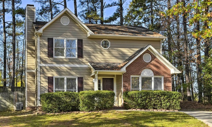 Northeast Raleigh Casa | Raleigh Home Near Dining + Shops!