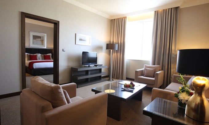 Al Zahiyah Hotel | Ramada by Wyndham Abu Dhabi Downtown