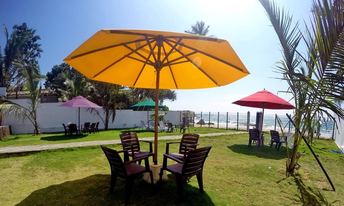 Ambalangoda Hotel | Ramon Beach Resort
