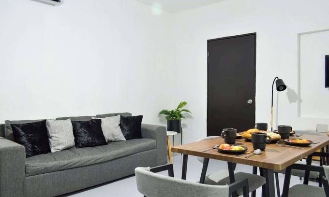 Monterrey Apartamento | Ramon Corral 504-B, Col. Hidalgo