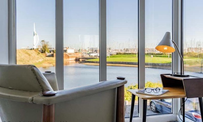 Gosport Casa | Rampart View