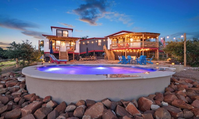 Blanco Casa | Ranch 33-Peaceful 20 ac Ranch w/Pool, Firepit