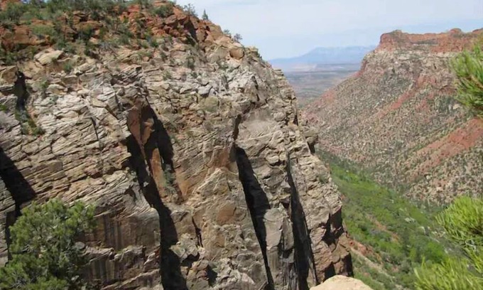 Cane Beds Cabina | "Ranch Cabin" by Zion, Bryce & Grand Canyon