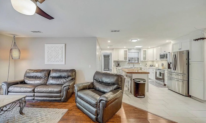Jacksonville Casa | Ranch Home