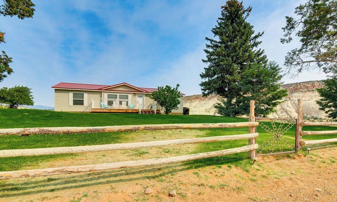 Boulder Casa | ¡NUEVO! Casa de Rancho Cerca del Monumento Nacional Escalante!