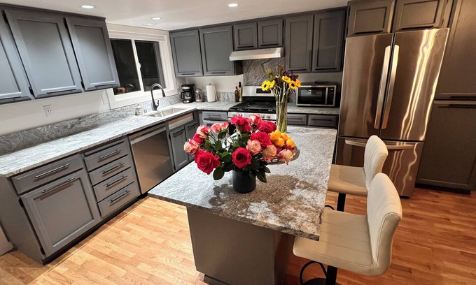 Bridle Trails Casa | Ranch house in Bridal Trails