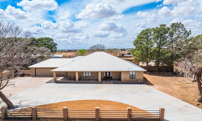 Midland Casa | Ranch Oasis on 3 Acres w/Pool, Outdoor Kitchen, RV Parking, Sauna, Gym & More!