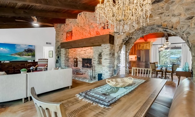 Tucson Casa | Your Private Desert Escape Awaits. Ranch Style Living in Catalina Foothills.