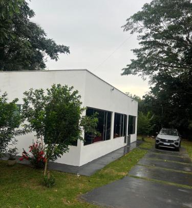 Comodoro Casa | Rancho acesso ao rio São Lourenço