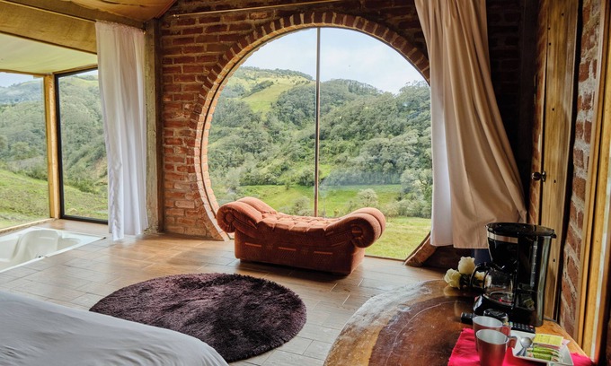 Baños de Agua Santa Cabina | Rancho la suiza