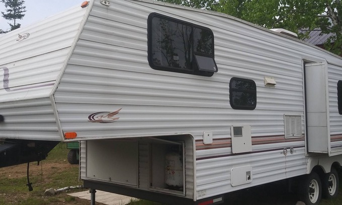 Tupper Lake Alquiler De RV | Raquette River RV Camping 1A June's Retreat