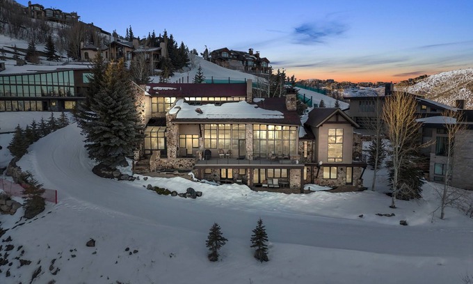 Deer Valley Chalet De Esquí | Rare Deer Valey Chalet w/ ski access, hot tub, room for 18