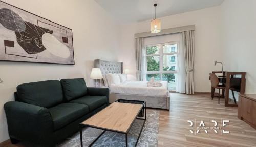 Discovery Gardens Apartamento | Rare Holiday Homes - Mediterranean Cluster - Near Ibn Battuta Mall - Discovery Garden - Building# Med 49 - R106