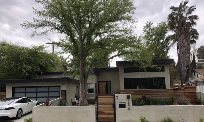 Encino Villa | Rare New listed Luxury Modern 4 Bedroom/ Heated Pool