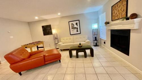 El Paso Apartamento | Rare to find 2 bedrooms 1 King bed & 2 Twins beds 2 bathrooms