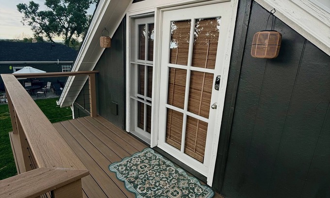 Lamar Heights Area Cabaña | Rascal Ranch: Cozy 2-bed attic apartment close to Olde Town Arvada w/hot tub