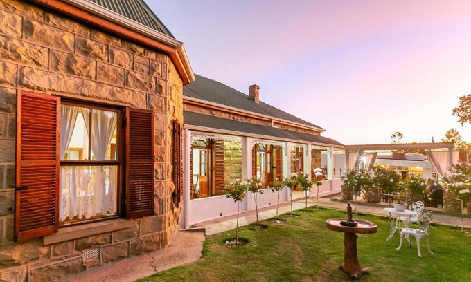 Oudtshoorn Casa | Ravenscliff Manor