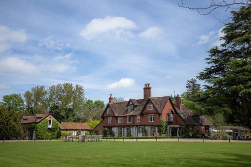 Bury St Edmunds Casa | Ravenwood Hall Hotel