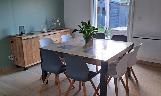 Vandelicourt Casa | Ravissante Maison au Calme