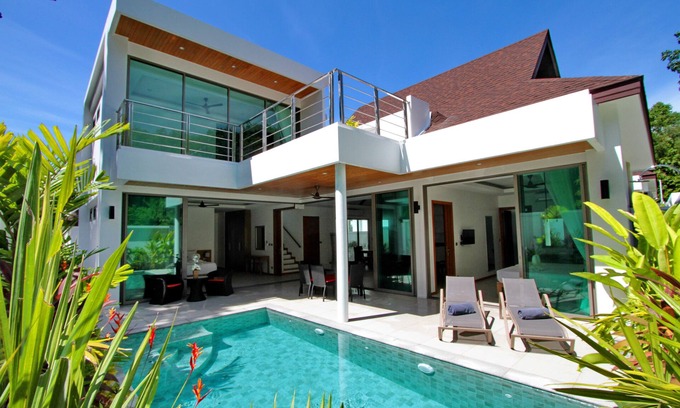 Rawai Villa | Rawai Ya Nui Beach Villa. Situado a 400 metros de la playa.