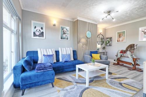 Thundersley Casa | Rayleigh Weir - Luxury 3 bedroom house with games room