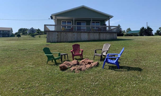 Found Mills Cabaña | Rayner's Riverview Cottage - ¡Compartir un pedazo de nuestra isla contigo!