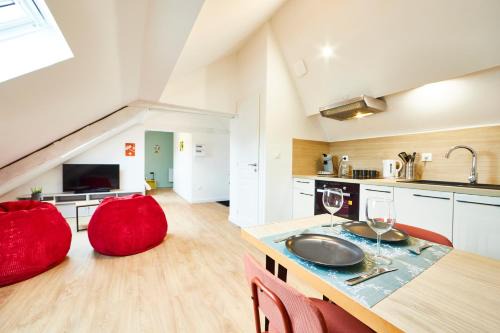 Mulhouse Apartamento | RB-3 Charmant appartement 2 pers dans les combles 3ème étage