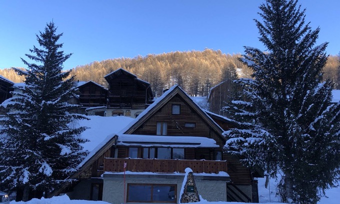 Saint-Veran Chalet De Esquí | RDC Chalet facing the ski slopes, cross-country skiing, private parking l