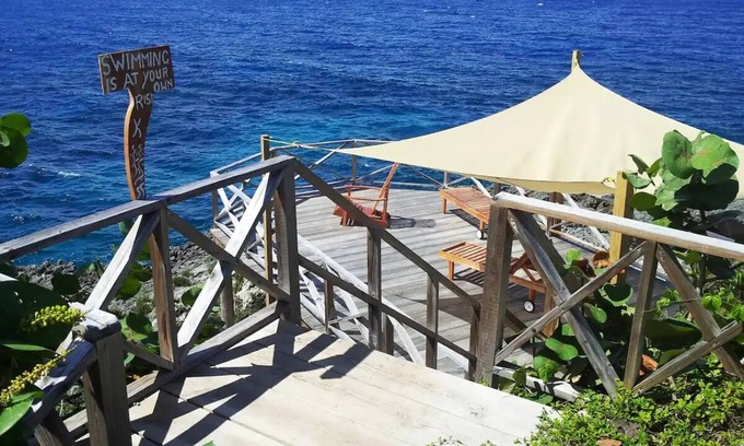 Oracabessa Cabaña | Real Jamaica - Cabin right beside the sea- close to Ian Flemming airport