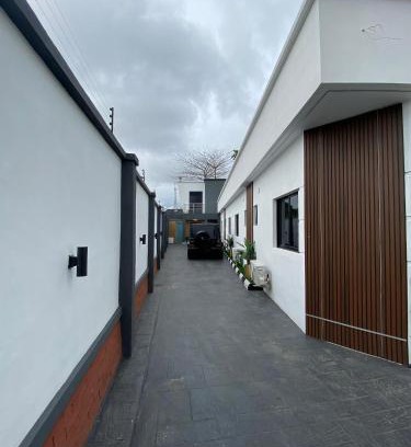 Surulere Hotel | Reality Inn