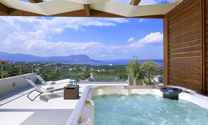 Kokkinon Khorion Villa | ¡Momentos realmente relajantes en esta elegante villa con vistas al mar y piscina privada!