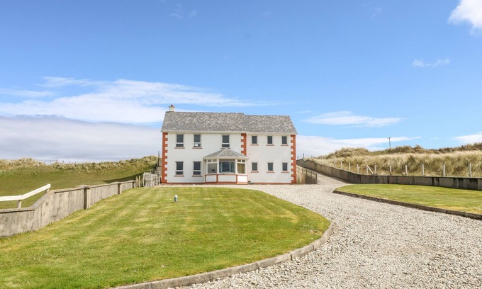 Bunbeg Casa | REALT NA FARRAIGE, family friendly in Derrybeg, County Donegal