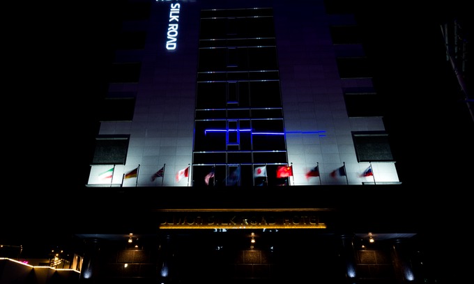 Ingye-dong Hotel | Reborn Suwon Silkroad Hotel