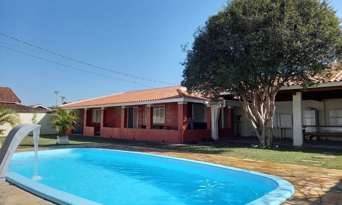 Sao Pedro Casa | Recanto lindo na cidade com piscina e churrasqueira