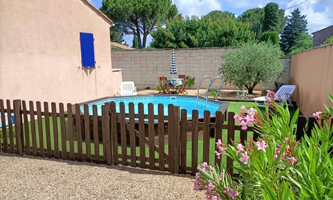 Cheval-Blanc Casa | brillante reciente, casa con aire acondicionado y piscina cerca de Luberon