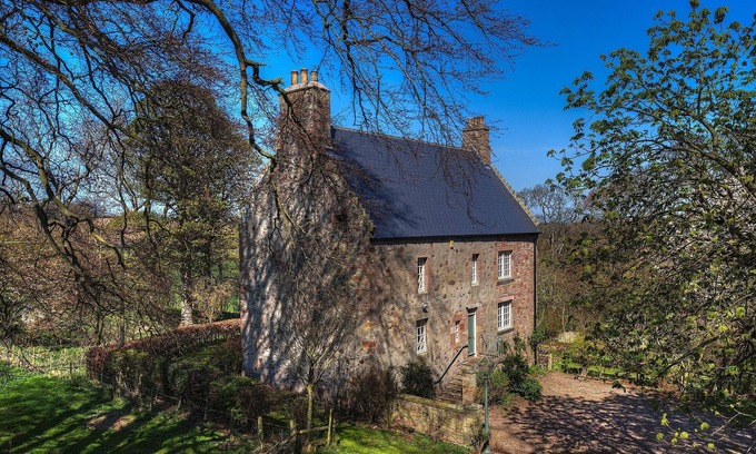 Eyemouth Casa | Recientemente renovado casa de vacaciones histórica grande en las fronteras escocesas
