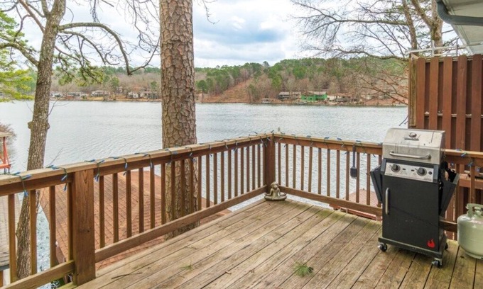 Hot Springs Village Casa | Recharge in this Cozy Townhome on Lake DeSoto