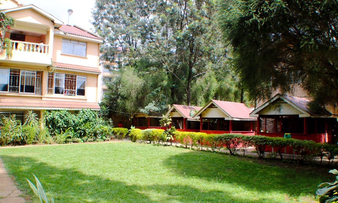 Nairobi West Casa | Red Buffalo House Hotel