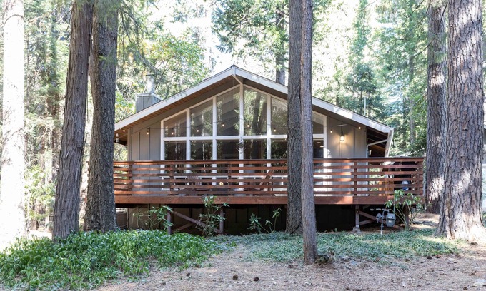 Nevada City Casa | Red Dog Retreat 5 Star review @ AirBnB