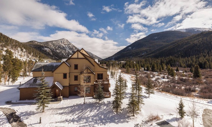 Keystone Villa | Red Hawk Townhome #2327 by Summit County Mountain Retreats