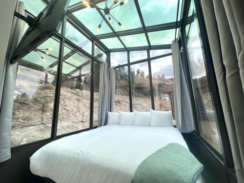 Orderville Casa | Red Hollow