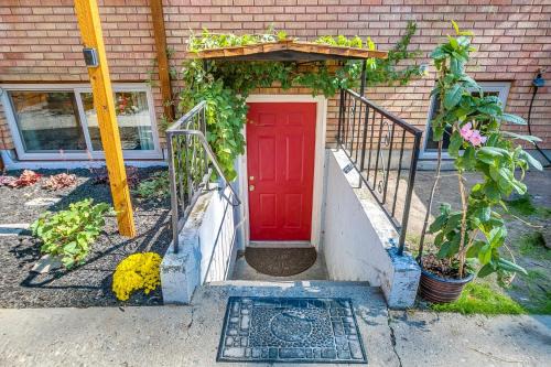 North End Casa | Red Ivy #4